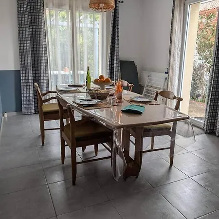 La Maison De 